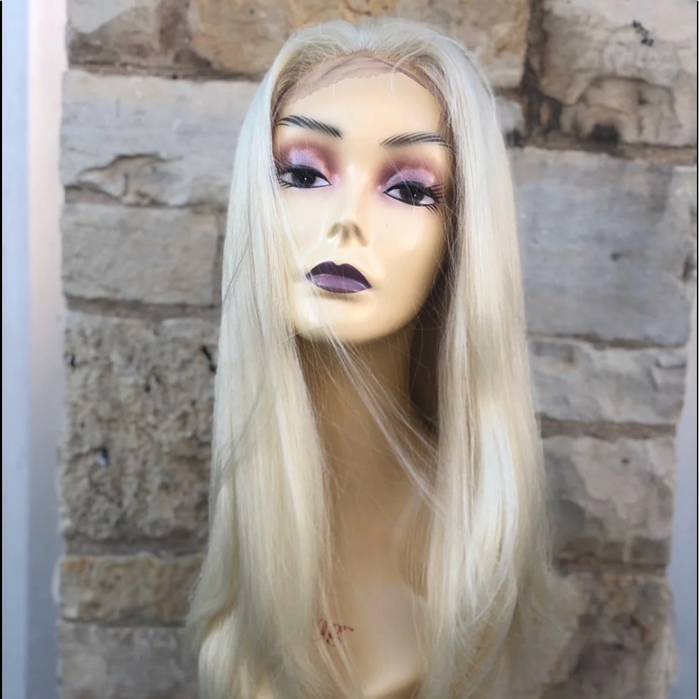 ❌ Sold on Merc ❌ Blonde full lace  #613 wig